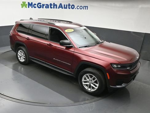 Used 2022 Jeep Grand Cherokee L Laredo w/ Luxury Tech Group I AWD/4WD image 3