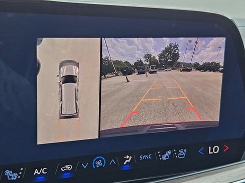Used 2025 Chevrolet Tahoe Premier RWD image 35