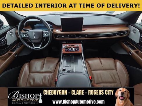 Used 2023 Lincoln Aviator Reserve w/ Equipment Group 201A AWD/4WD image 4