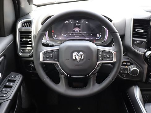 Used 2025 RAM 1500 Big Horn AWD/4WD image 20
