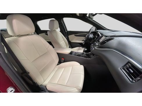 Used 2018 Chevrolet Impala LT w/ LT Leather Package image 15