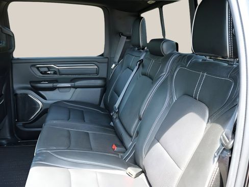 Used 2022 RAM 1500 Limited AWD/4WD image 18