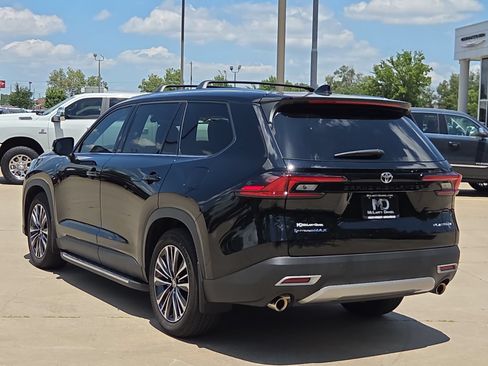 Used 2026 Toyota Grand Highlander AWD Hybrid image 4