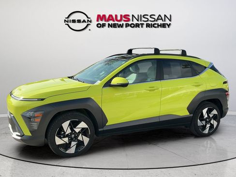 Used 2024 Hyundai Kona Limited FWD image 5