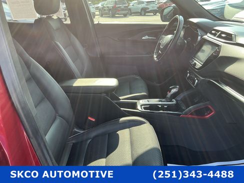 Used 2021 Chevrolet TrailBlazer RS w/ Convenience Package FWD image 14