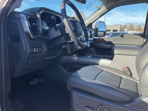 New 2026 Ford F250 Lariat w/ Chrome Package image 15