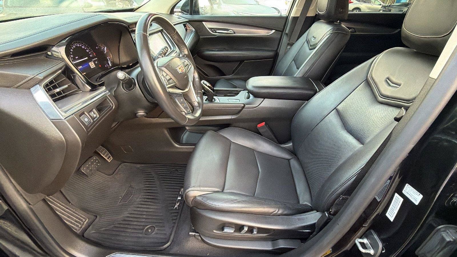 Used 2019 Cadillac XT5 Luxury FWD image 17