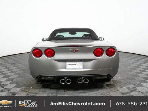 Used 2006 Chevrolet Corvette Convertible w/ Preferred Equipment Group image 27