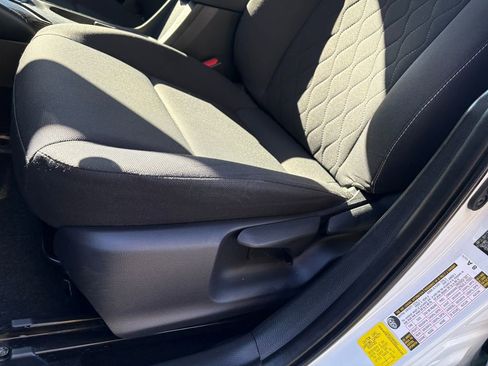 Used 2023 Toyota Corolla LE image 14