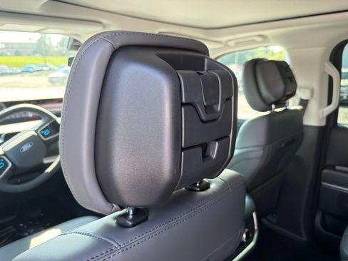 New 2027 Ford Expedition Max Active RWD image 15