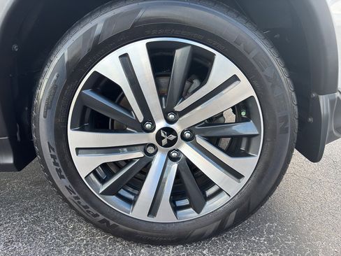 Used 2023 Mitsubishi Outlander Sport ES image 14