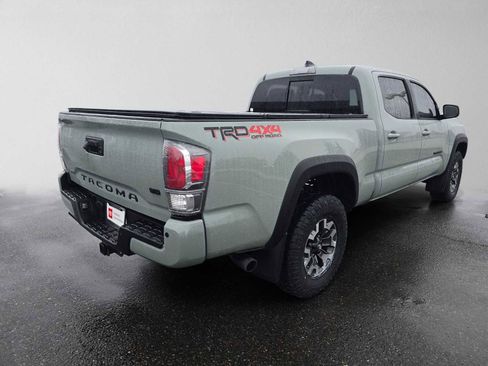 Used 2023 Toyota Tacoma TRD Off-Road w/ TRD Premium Off Road Package AWD/4WD image 7