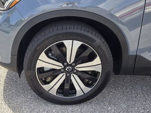 Certified 2023 Volvo C40 Recharge Core image 11