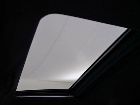 Used 2021 Mercedes-Benz G 550 image 32