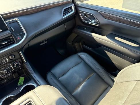 Used 2021 Chevrolet Tahoe LT AWD/4WD image 26