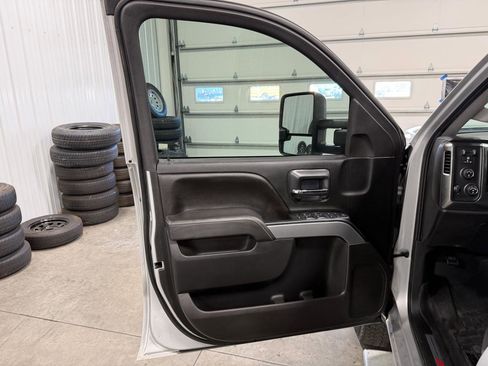 Used 2016 Chevrolet Silverado 2500 LT w/ LT Convenience Package image 20