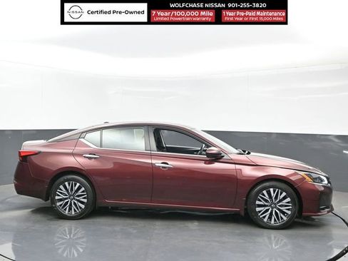Certified 2024 Nissan Altima 2.5 SV w/ SV Premium Package FWD image 7