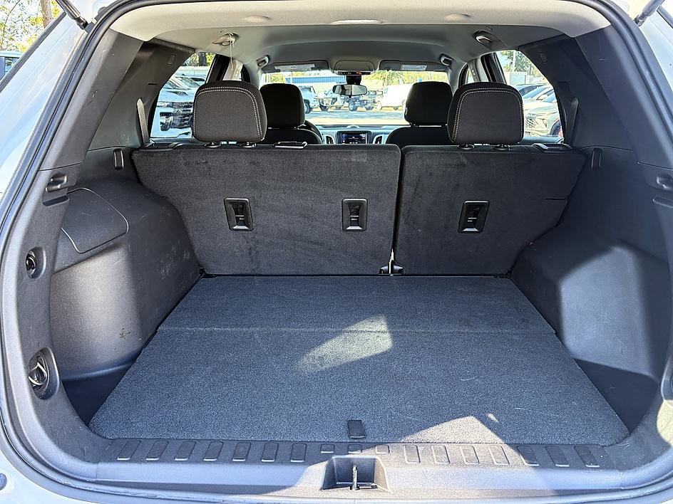 Certified 2024 Chevrolet Equinox LS w/ Driver Confidence II Package FWD image 9