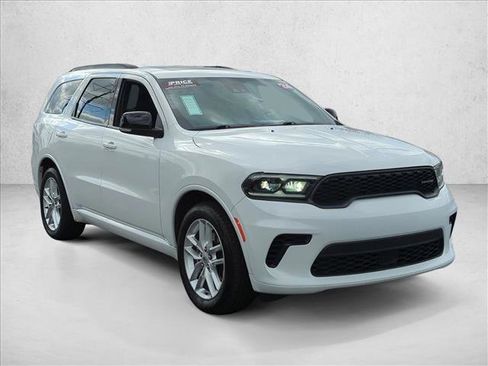 Used 2024 Dodge Durango GT image 3