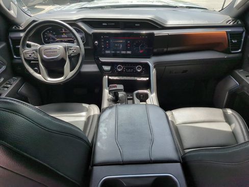 Used 2024 GMC Sierra 1500 Denali w/ Denali Reserve Package AWD/4WD image 18