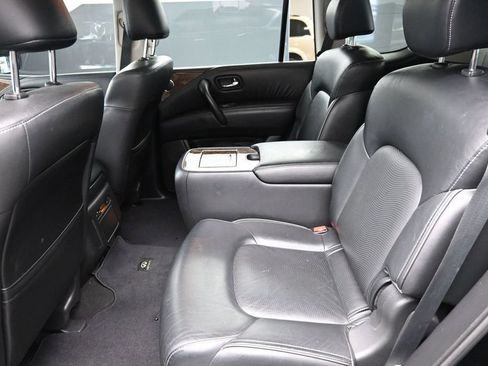 Used 2016 INFINITI QX80 4WD w/ Driver's Assistance Package image 29