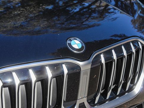 New 2026 BMW X1 xDrive28i w/ Convenience Package image 9