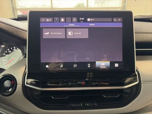 Used 2024 Jeep Compass Limited image 22