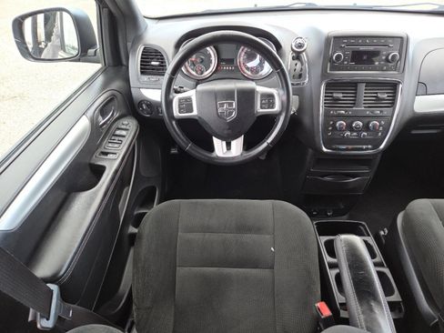 Used 2015 Dodge Grand Caravan SE w/ Quick Order Package 29E SE image 22