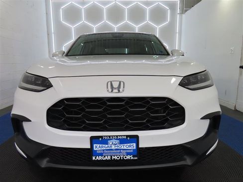 Used 2024 Honda HR-V LX image 3