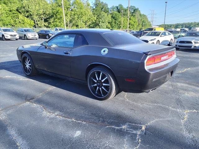 Used 2014 Dodge Challenger SXT w/ Super Sport Group (SS/T) RWD image 3