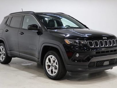 Used 2025 Jeep Compass Latitude w/ Sun & Sound Group