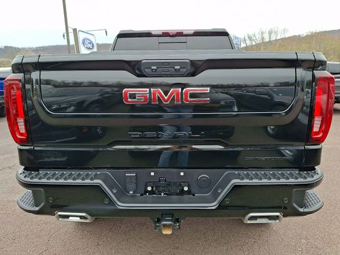 Used 2023 GMC Sierra 1500 Denali w/ Denali Reserve Package image 9