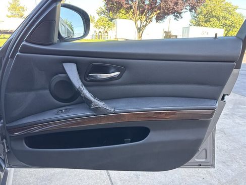 Used 2011 BMW 328i Sedan RWD image 36