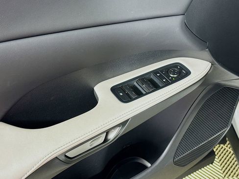 Certified 2025 Lexus RX 350 Premium image 18