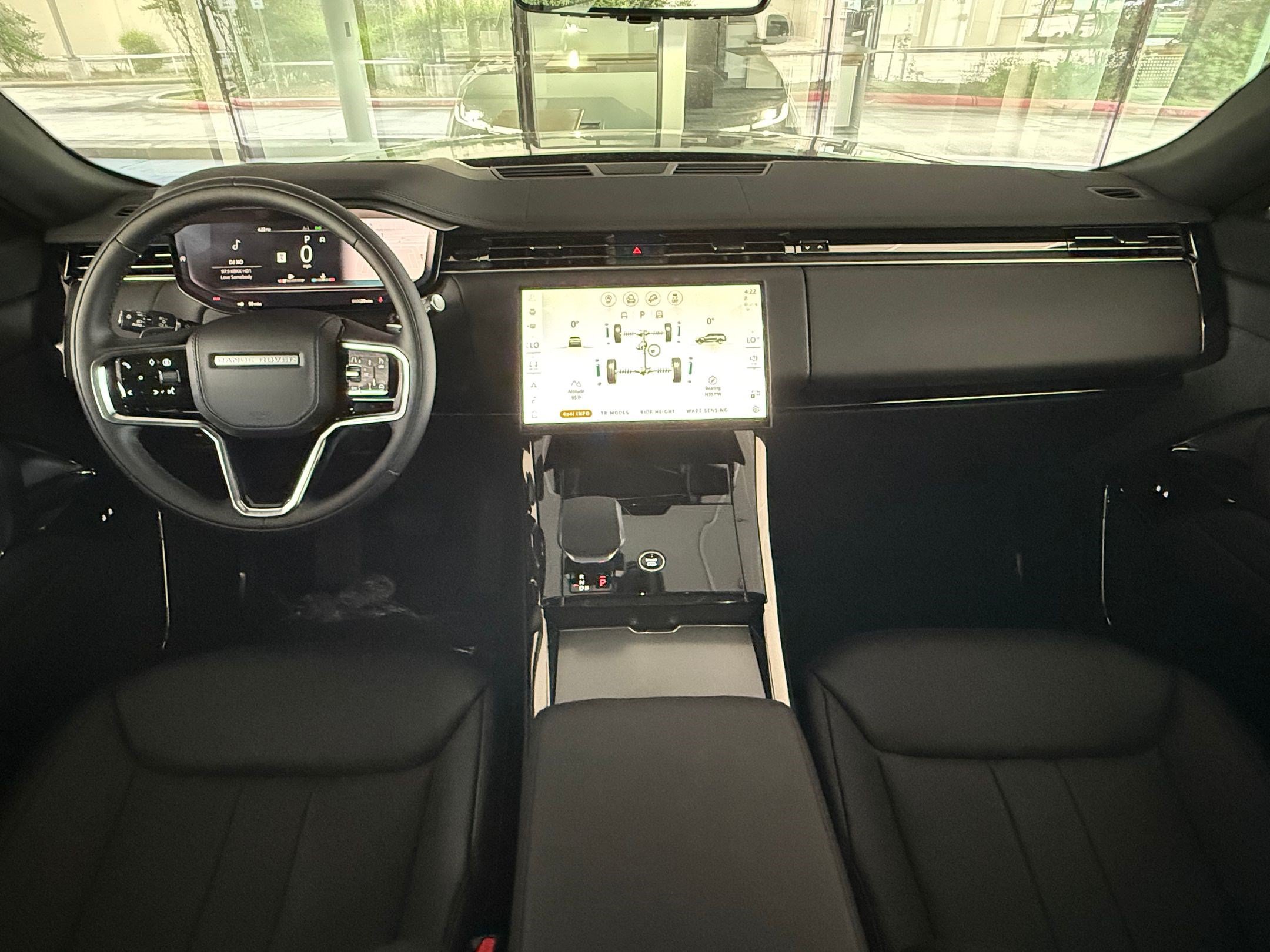 New 2026 Land Rover Range Rover Sport SE AWD/4WD image 12