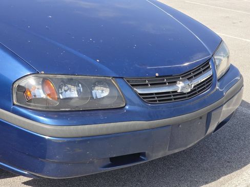 Used 2003 Chevrolet Impala w/ Preferred Equipment Group FWD image 9