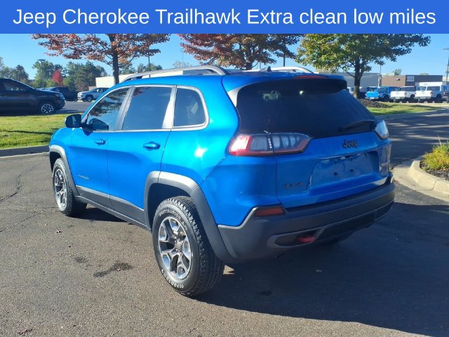Used 2019 Jeep Cherokee Trailhawk w/ Comfort/Convenience Group AWD/4WD image 6