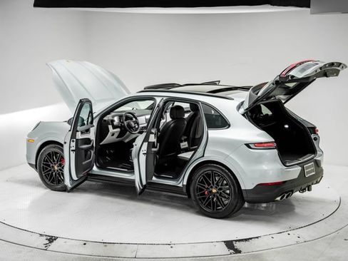 New 2026 Porsche Cayenne S AWD/4WD image 33