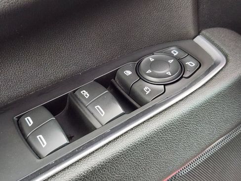 Used 2024 Chevrolet Silverado 2500 LT AWD/4WD image 17