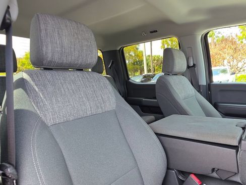 Used 2023 Ford F150 XLT AWD/4WD image 12