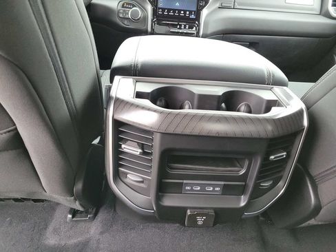 New 2026 RAM 1500 4x4 Crew Cab image 13