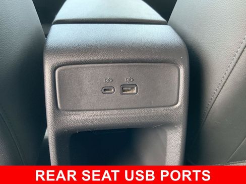 Used 2024 Chevrolet Trax LT FWD image 46