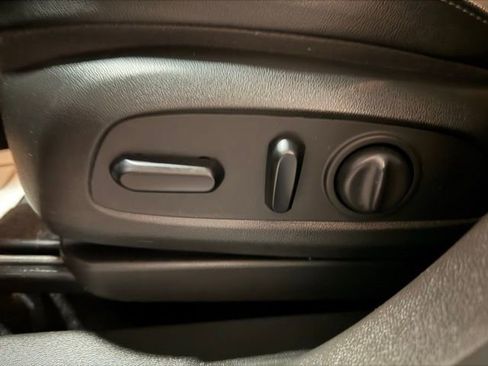 Used 2021 Buick Encore GX Select w/ Sport Touring Package image 16