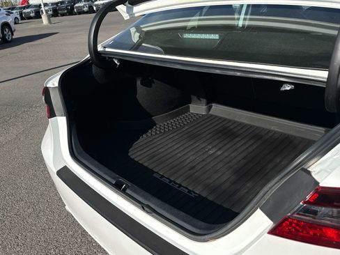 Used 2024 Toyota Camry SE w/ Blackout Package (TMS) image 15