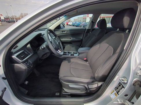 Used 2020 Kia Optima LX FWD image 8