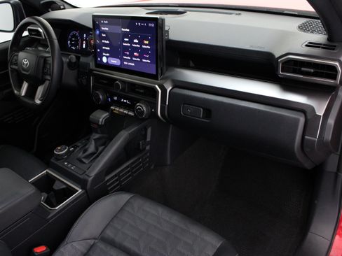 Used 2025 Toyota 4Runner TRD Off-Road Premium w/ Tow Technology Package AWD/4WD image 40