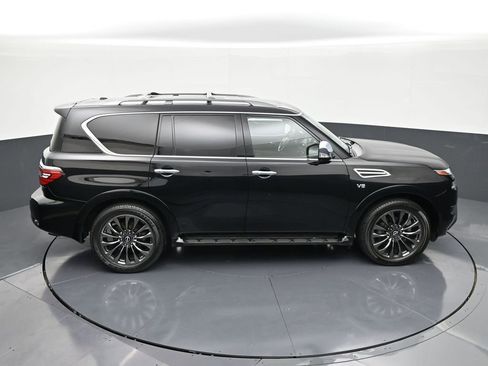 Used 2021 Nissan Armada Platinum w/ Captain's Chairs Package RWD image 17
