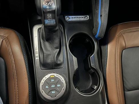 Certified 2022 Ford Bronco Outer Banks w/ Sasquatch Package AWD/4WD image 23