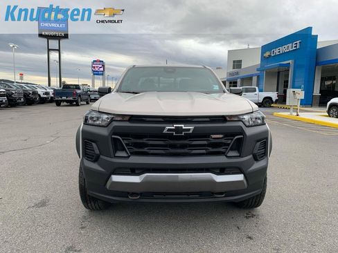 New 2026 Chevrolet Colorado Trail Boss AWD/4WD image 2