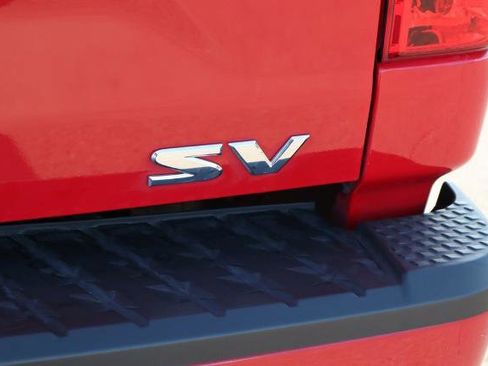 Certified 2024 Nissan Titan SV w/ SV Convenience Package image 8
